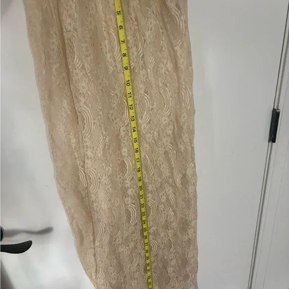Vintage America Cream Lace Chemise - Picture 7 of 8